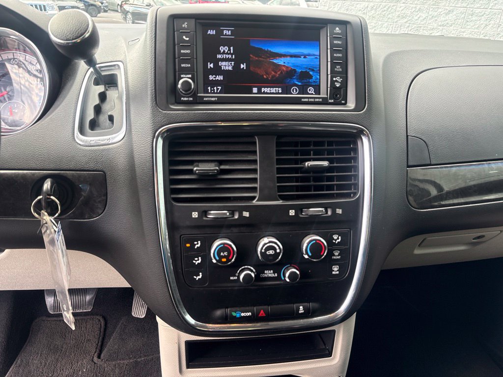 Thumbnail: 2019 Dodge Grand Caravan - 15