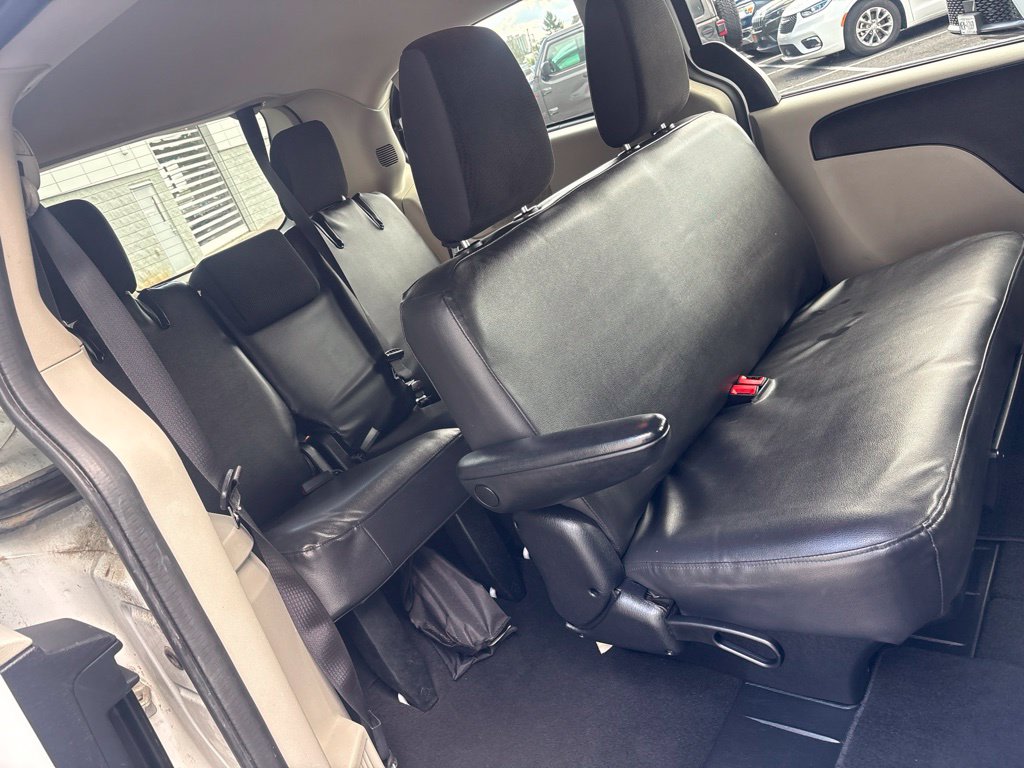 Thumbnail: 2019 Dodge Grand Caravan - 28
