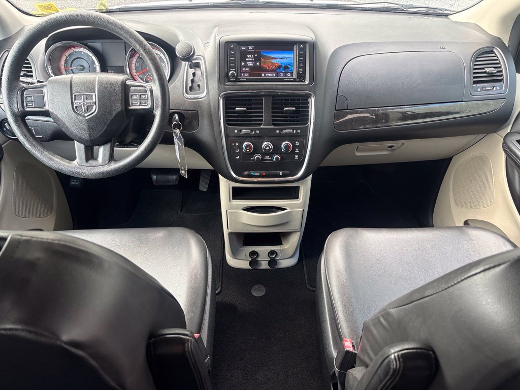 Thumbnail: 2019 Dodge Grand Caravan - 13