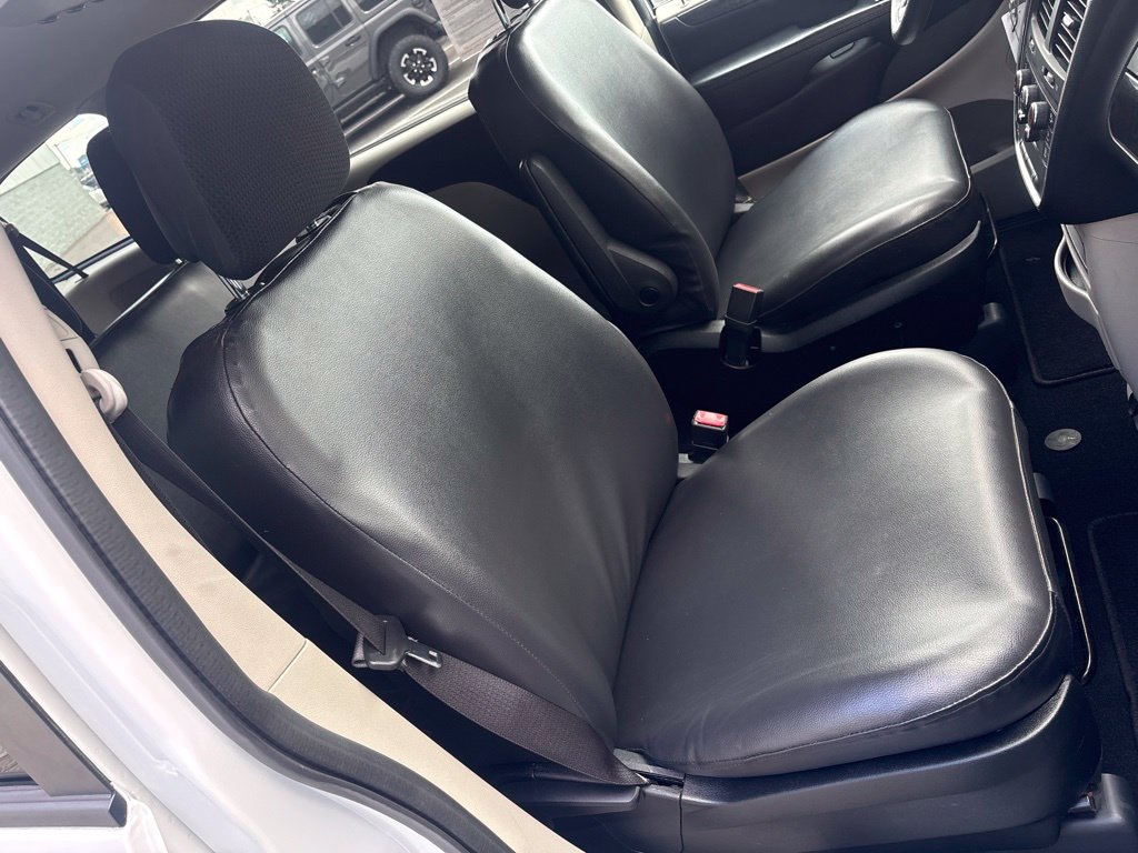 Thumbnail: 2019 Dodge Grand Caravan - 11