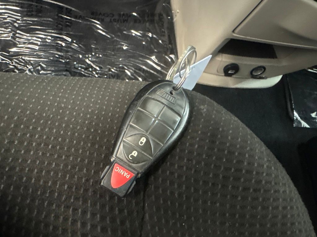 Thumbnail: 2019 Dodge Grand Caravan - 15