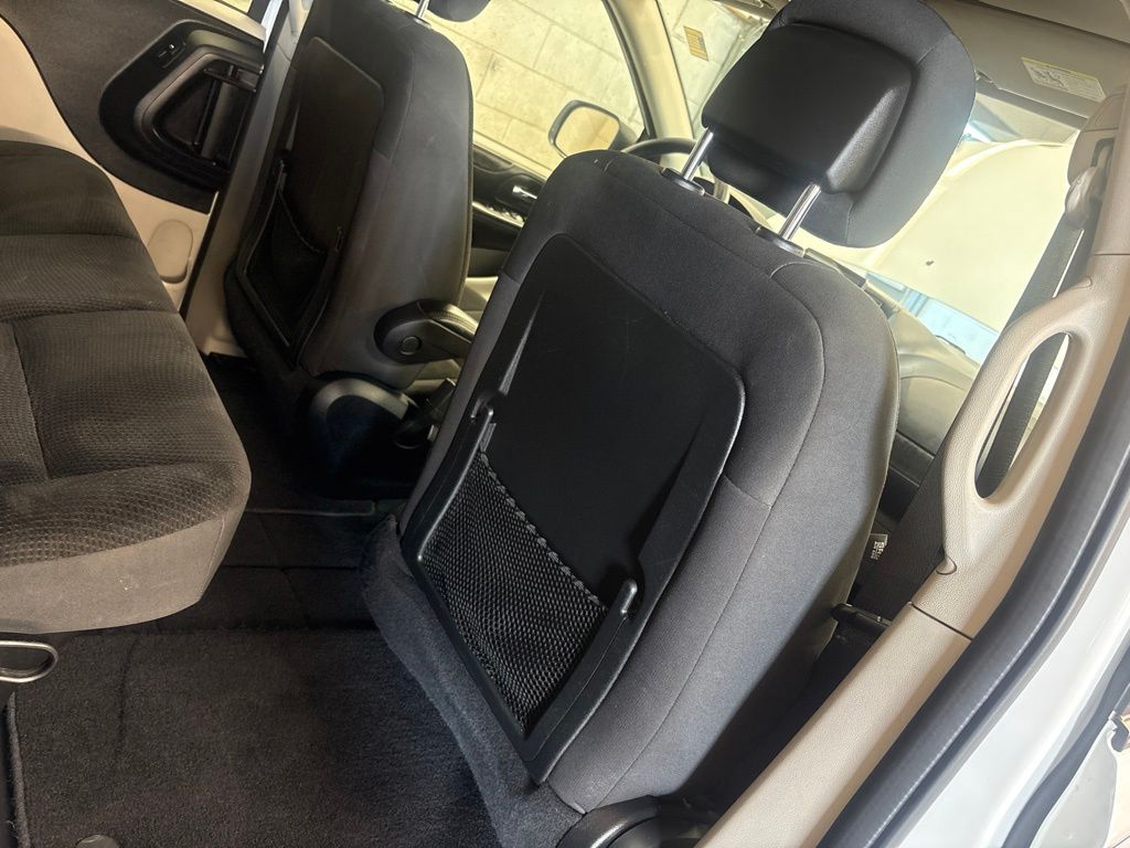 Thumbnail: 2019 Dodge Grand Caravan - 34
