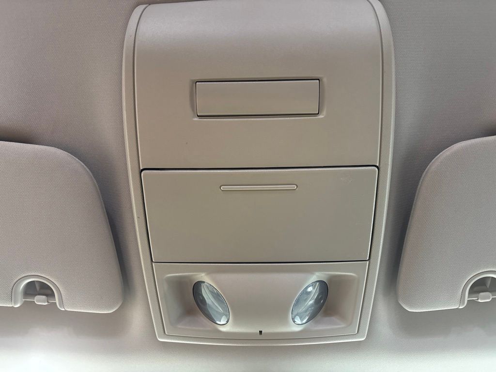 Thumbnail: 2019 Dodge Grand Caravan - 25