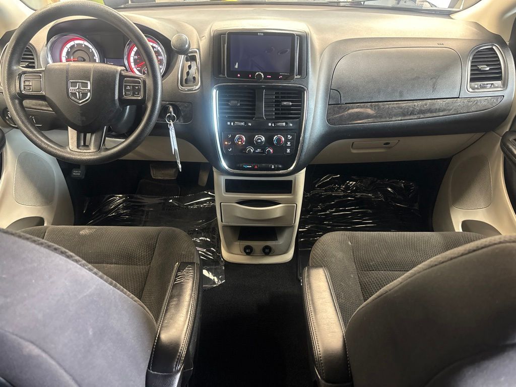 Thumbnail: 2019 Dodge Grand Caravan - 12