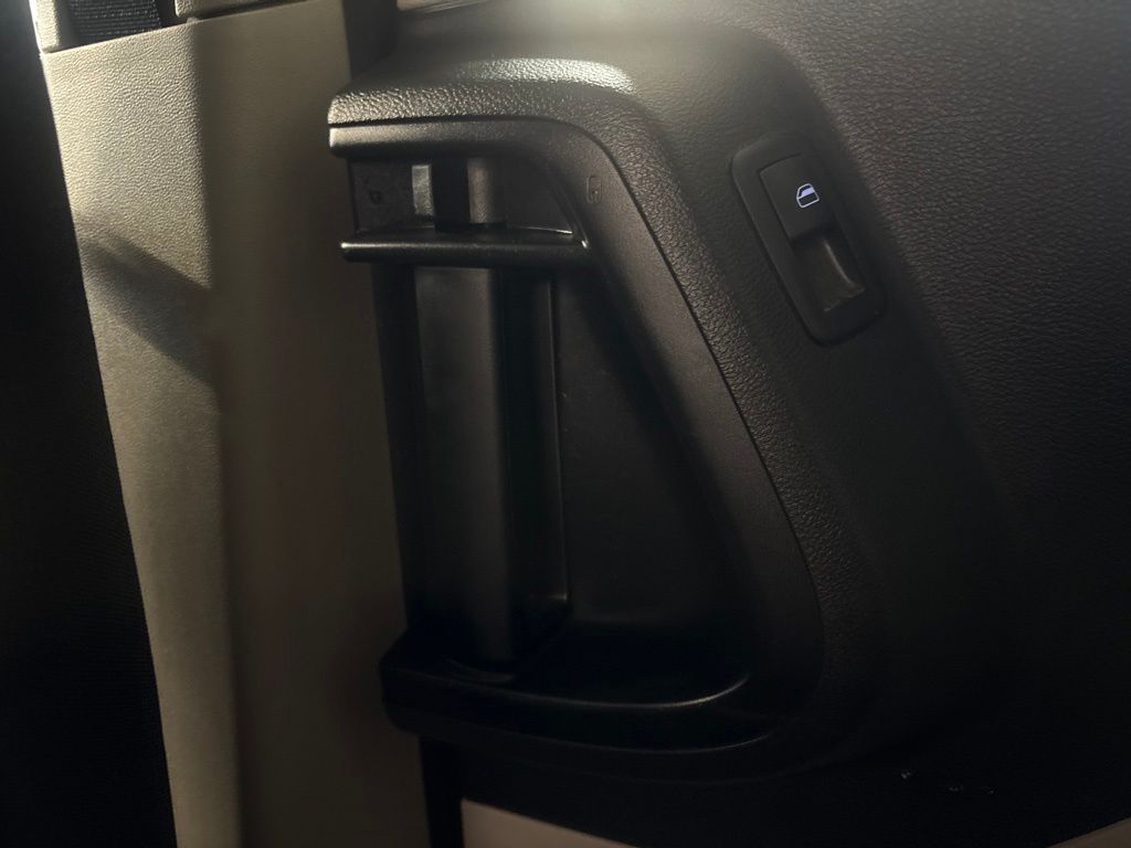 Thumbnail: 2019 Dodge Grand Caravan - 31