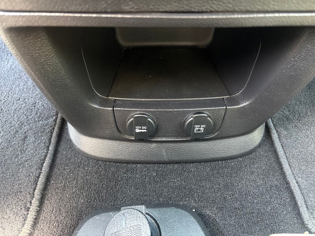 Thumbnail: 2019 Dodge Grand Caravan - 25