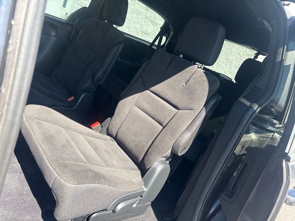 Thumbnail: 2019 Dodge Grand Caravan - 26