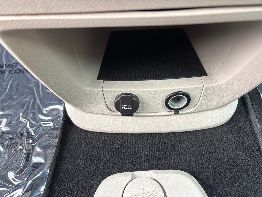 Thumbnail: 2016 Dodge Grand Caravan - 27