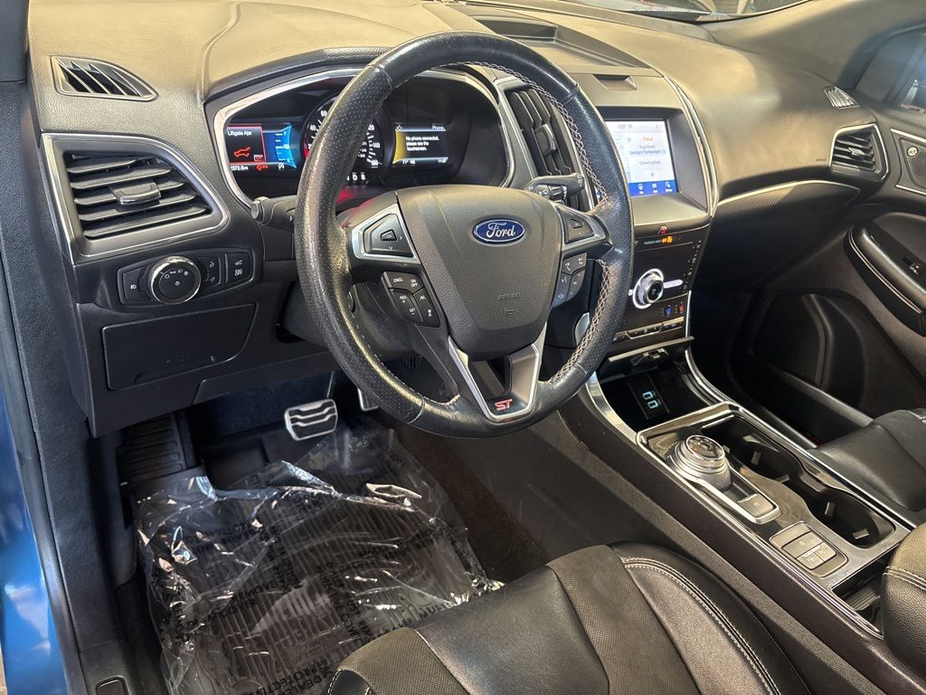 Thumbnail: 2020 Ford Edge - 2