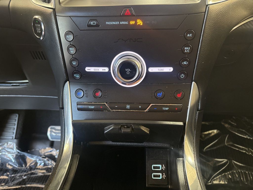 Thumbnail: 2020 Ford Edge - 23