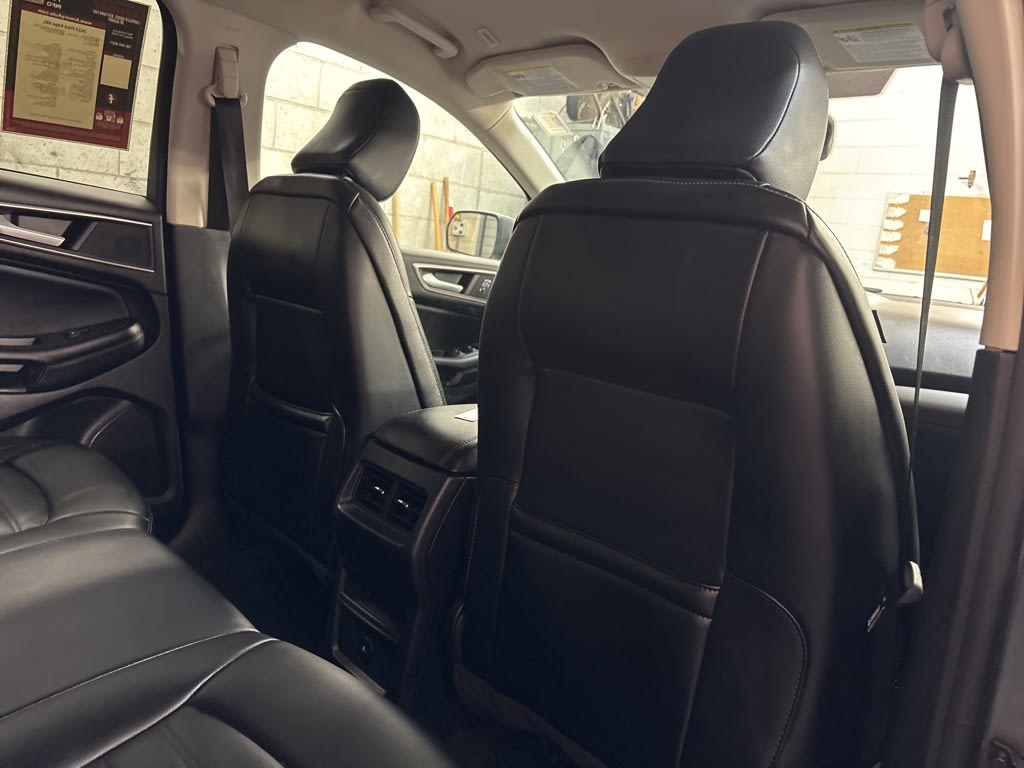 Thumbnail: 2023 Ford Edge - 36