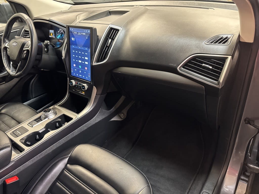 Thumbnail: 2023 Ford Edge - 12