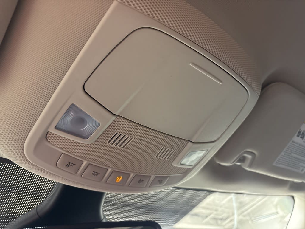 Thumbnail: 2023 Ford Edge - 28