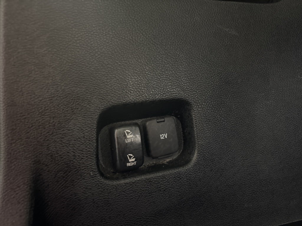 Thumbnail: 2023 Ford Edge - 32