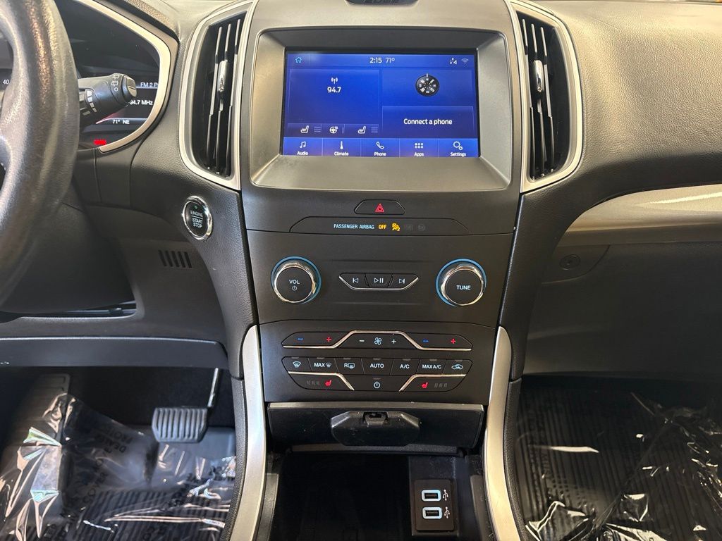 Thumbnail: 2020 Ford Edge - 13