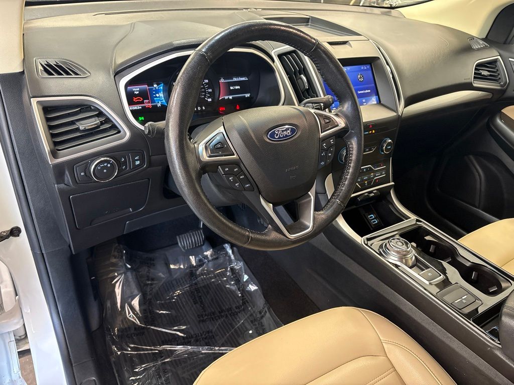 Thumbnail: 2020 Ford Edge - 2