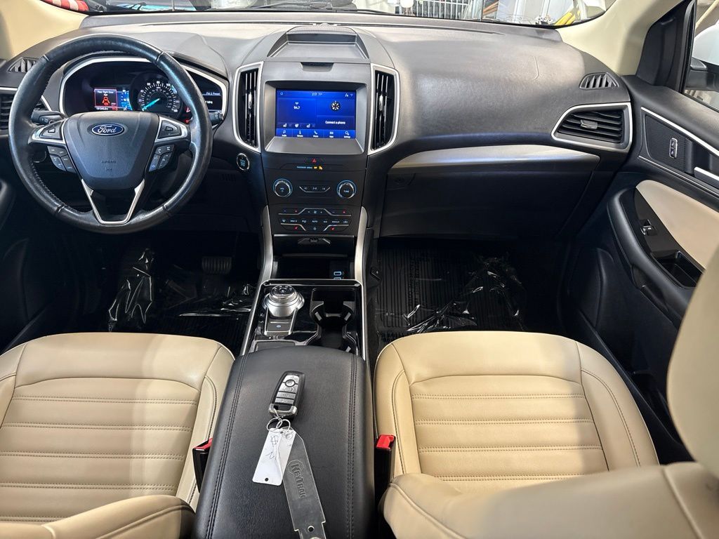 Thumbnail: 2020 Ford Edge - 12