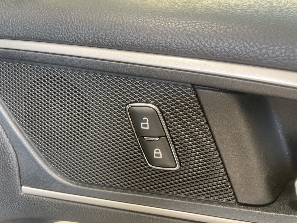 2022 Ford Edge SEL 36
