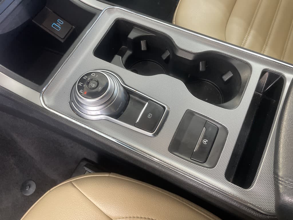 2022 Ford Edge SEL 14