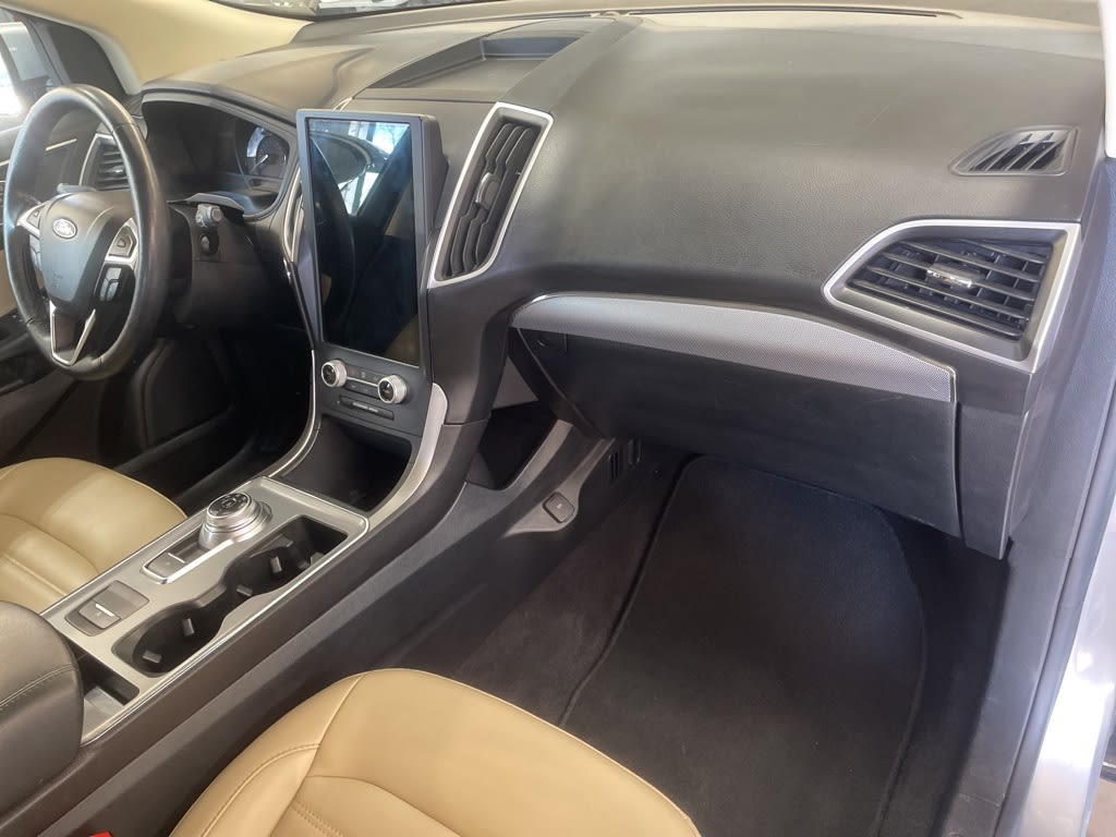 2022 Ford Edge SEL 12