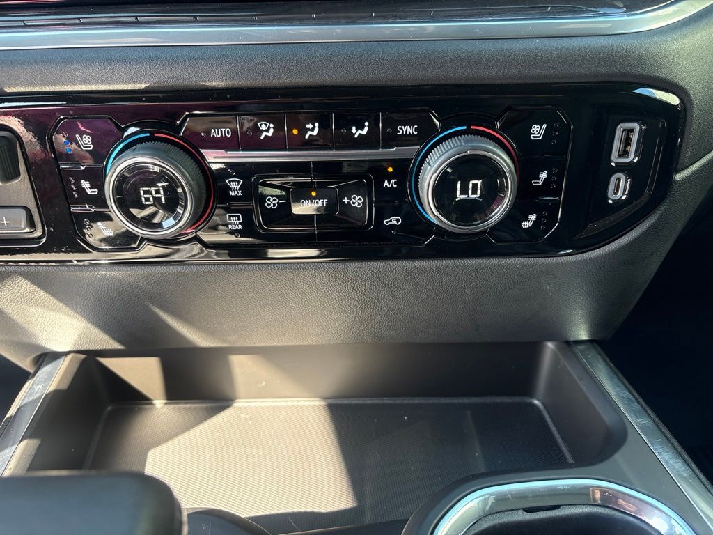 Thumbnail: 2023 Chevrolet Silverado 1500 - 28