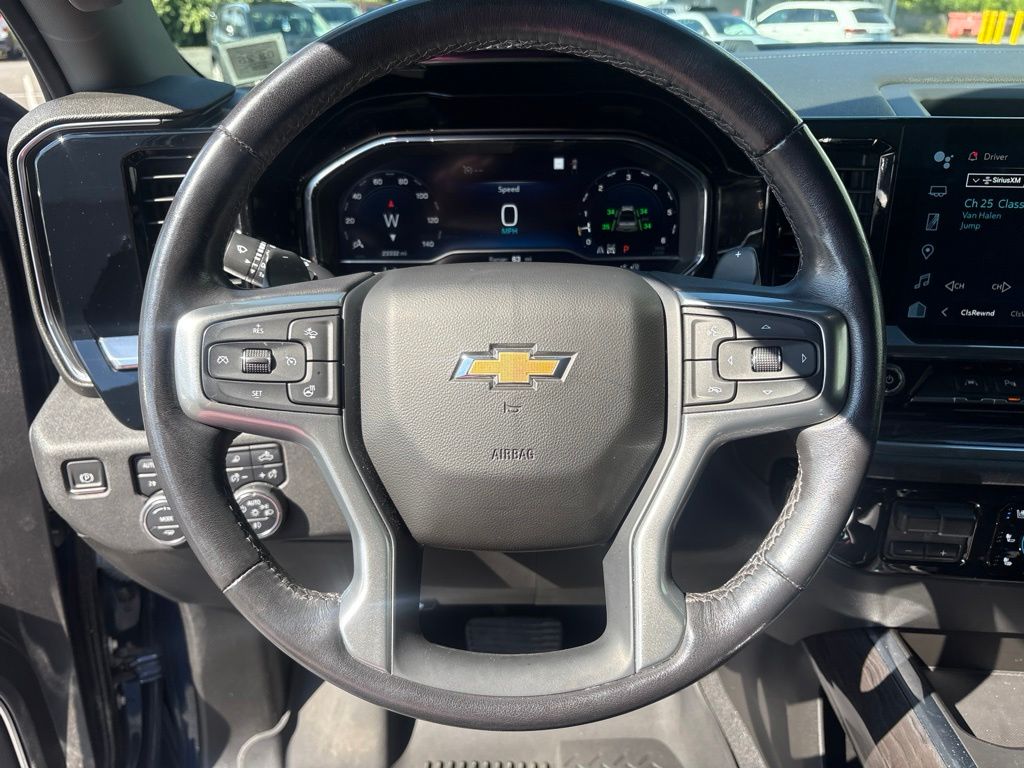 Thumbnail: 2023 Chevrolet Silverado 1500 - 8