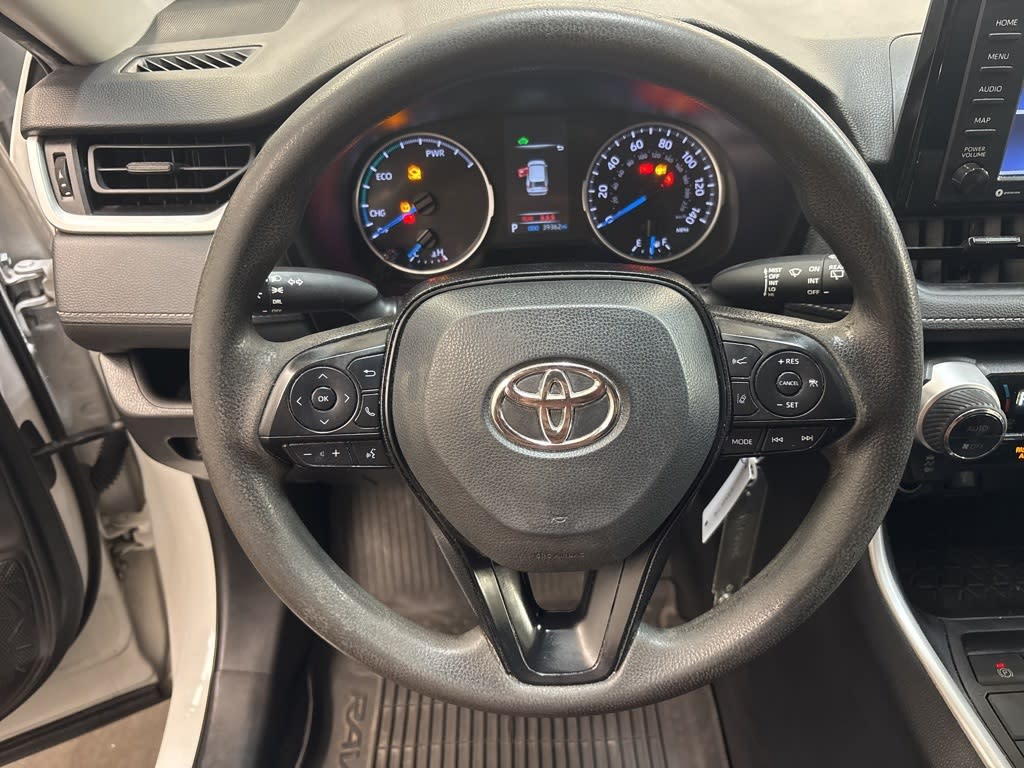 Thumbnail: 2022 Toyota RAV4 - 8