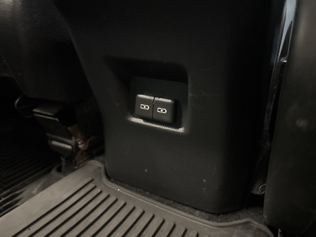 Thumbnail: 2022 Toyota RAV4 - 37