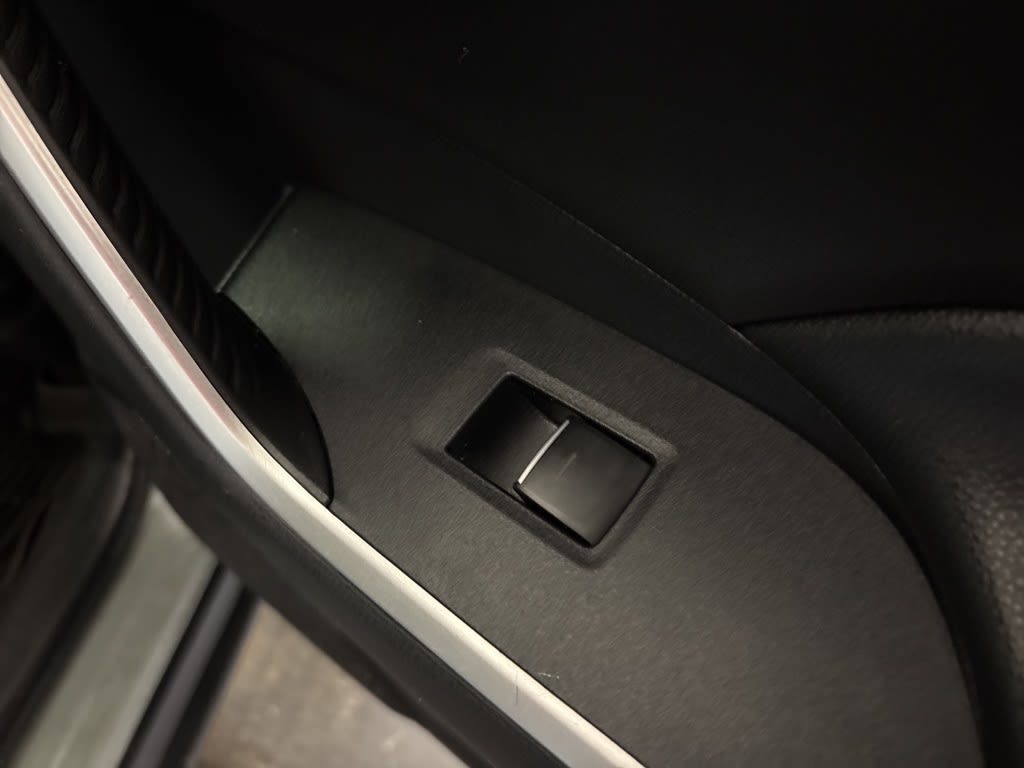 Thumbnail: 2022 Toyota RAV4 - 35