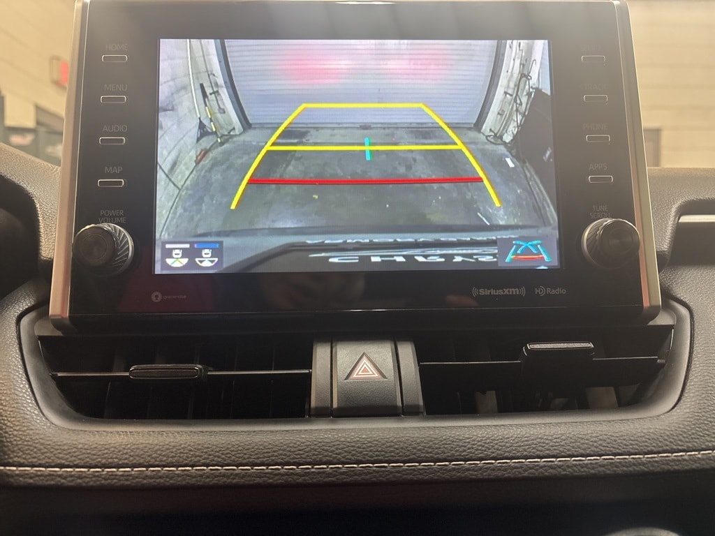 Thumbnail: 2022 Toyota RAV4 - 25