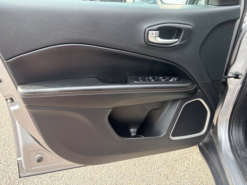 Thumbnail: 2019 Jeep Compass - 23
