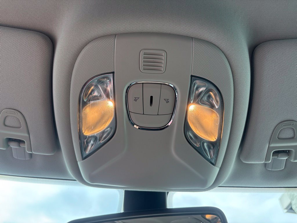 Thumbnail: 2019 Jeep Compass - 32