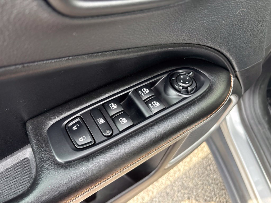 Thumbnail: 2019 Jeep Compass - 24