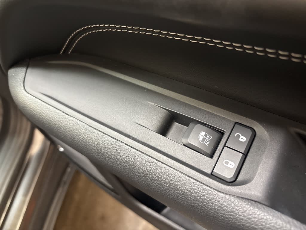 Thumbnail: 2022 Jeep Compass - 39