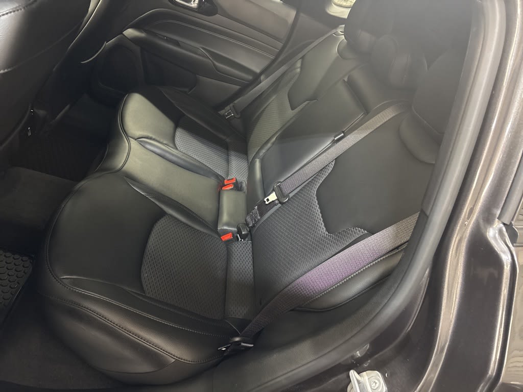 Thumbnail: 2022 Jeep Compass - 32