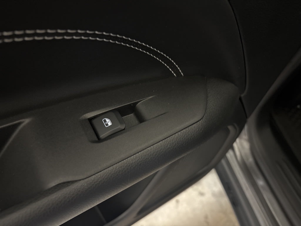 Thumbnail: 2022 Jeep Compass - 31