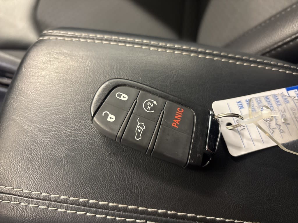 Thumbnail: 2022 Jeep Compass - 17