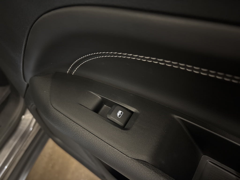 Thumbnail: 2022 Jeep Compass - 35