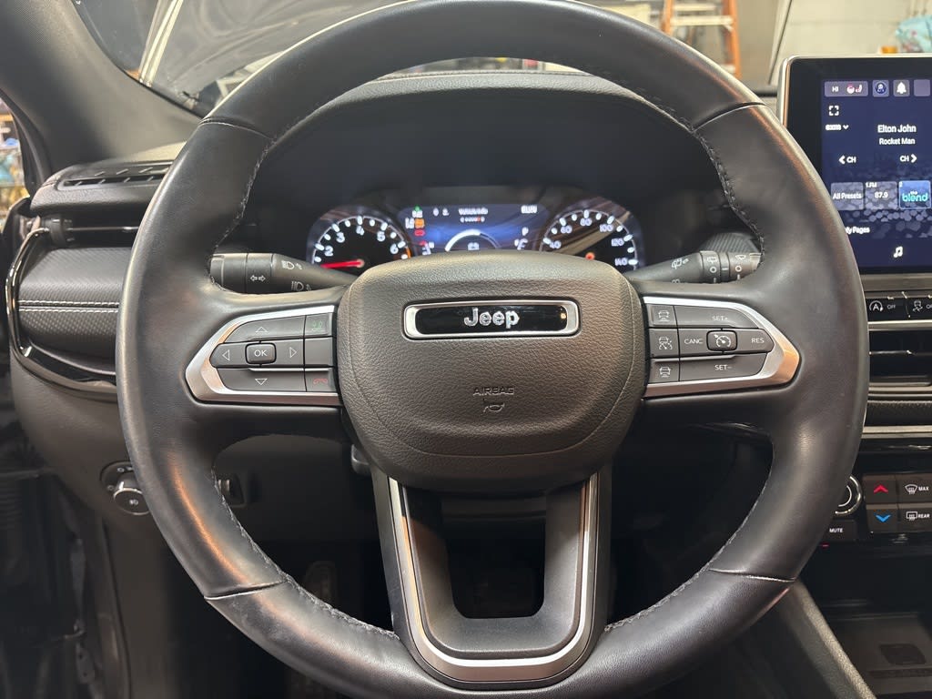 Thumbnail: 2022 Jeep Compass - 7