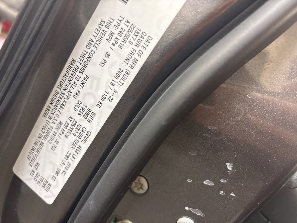 Thumbnail: 2022 Jeep Compass - 41