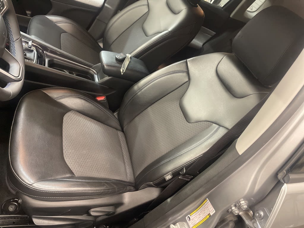 2022 Jeep Compass Latitude 8