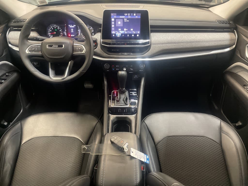 2022 Jeep Compass Latitude 11