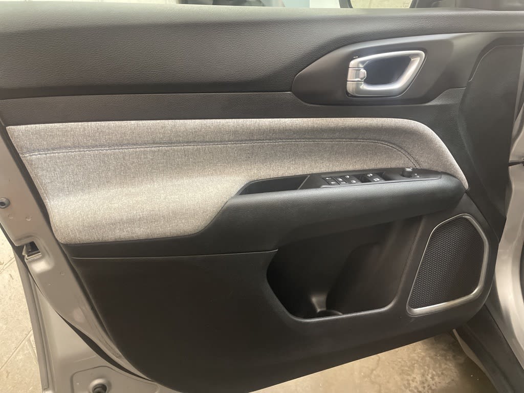 2022 Jeep Compass Latitude 21