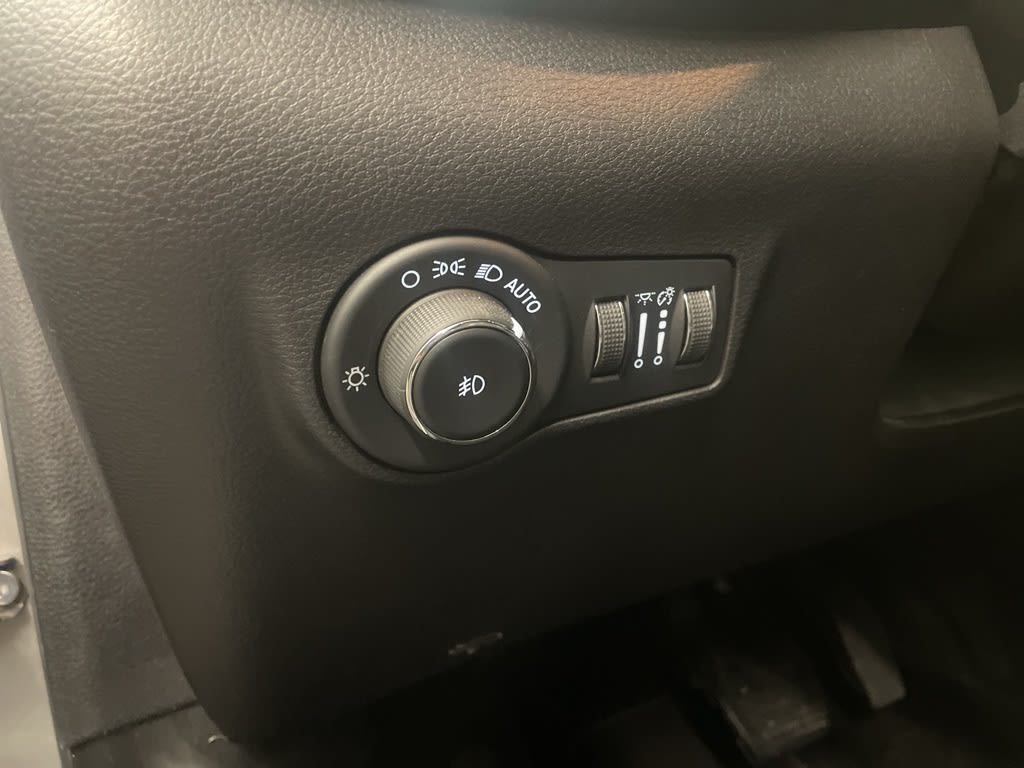 2022 Jeep Compass Latitude 24