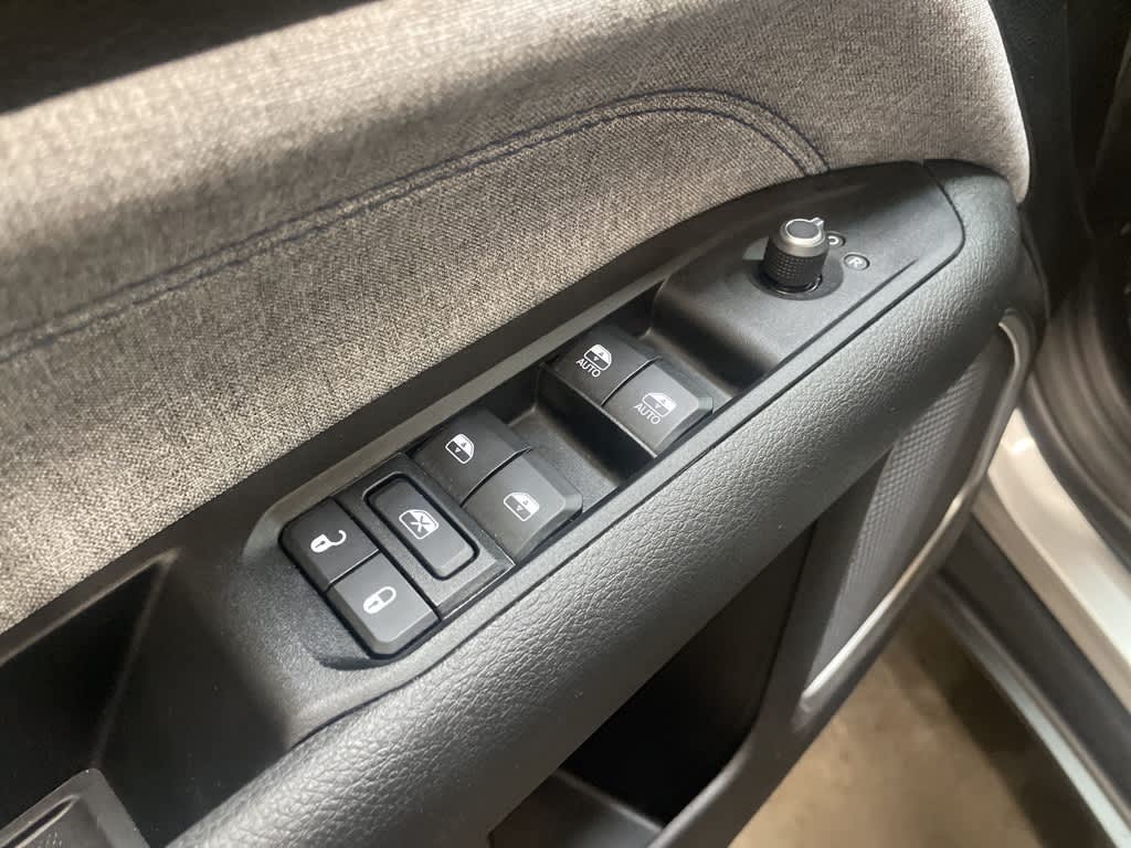 2022 Jeep Compass Latitude 22