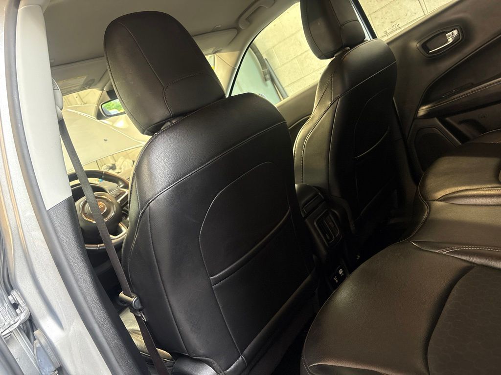 Thumbnail: 2019 Jeep Compass - 11