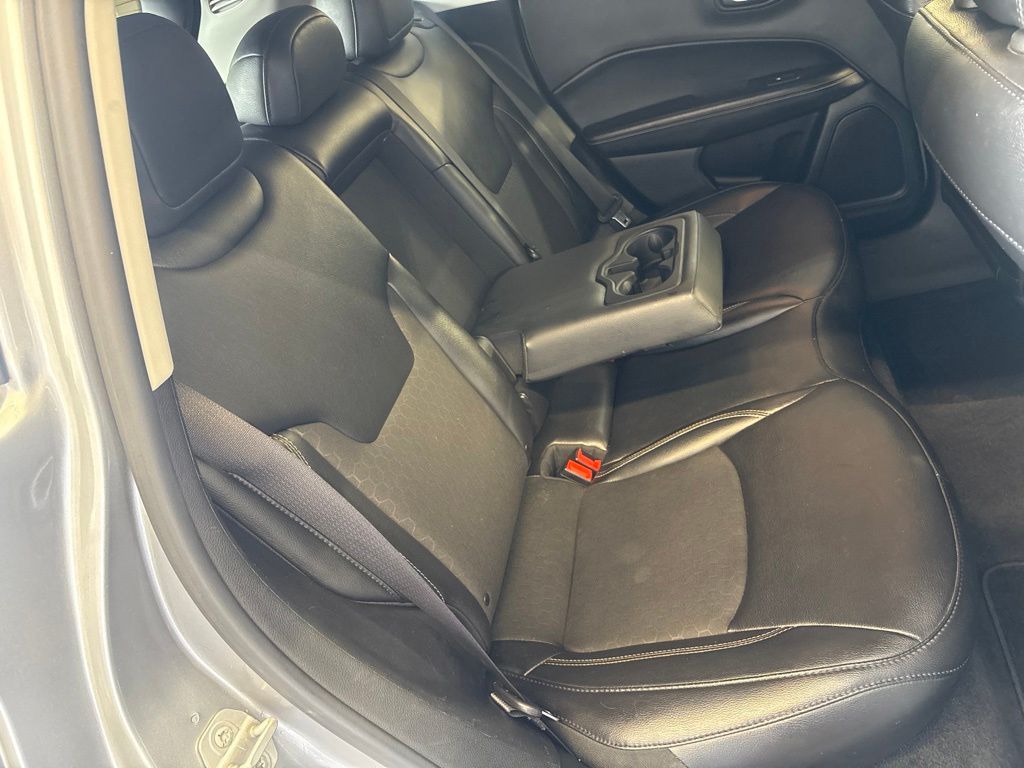 Thumbnail: 2019 Jeep Compass - 36