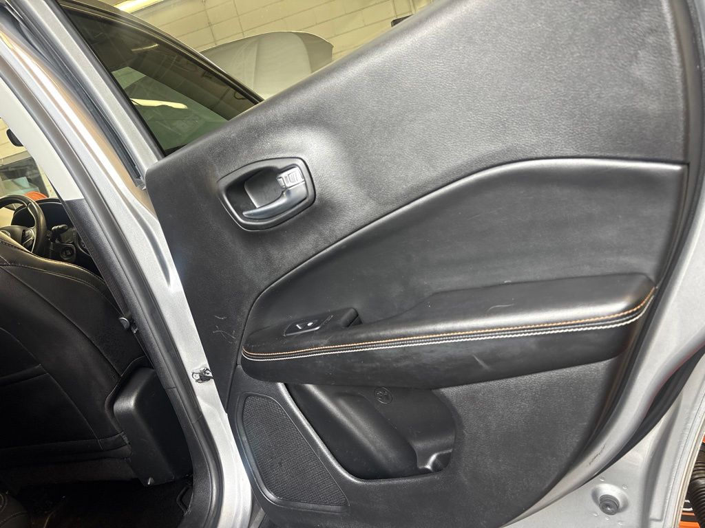 Thumbnail: 2019 Jeep Compass - 34
