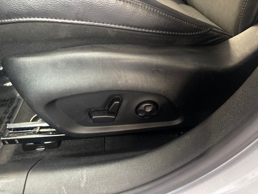 Thumbnail: 2019 Jeep Compass - 25