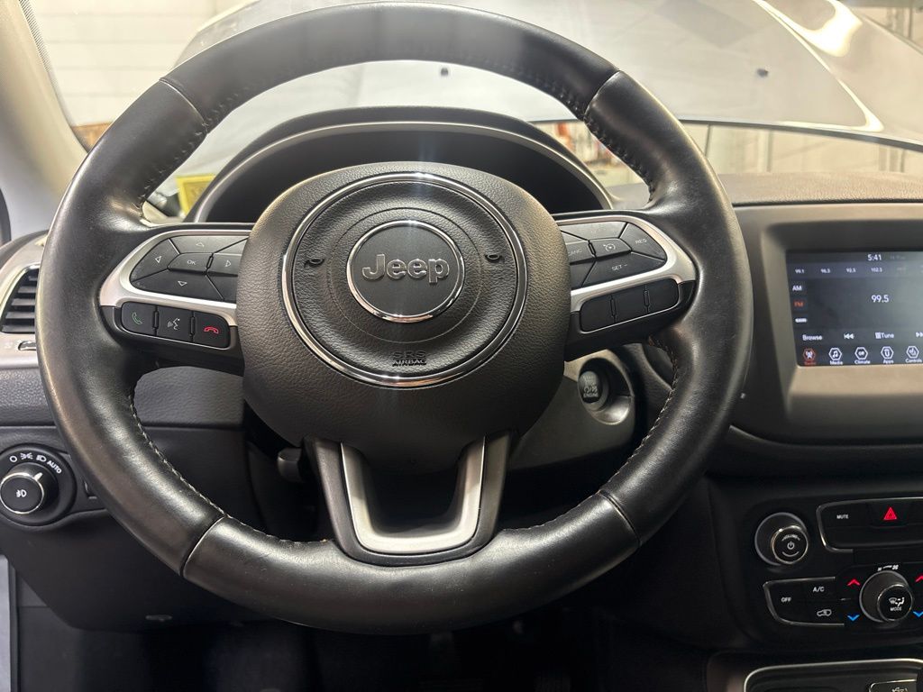 Thumbnail: 2019 Jeep Compass - 8